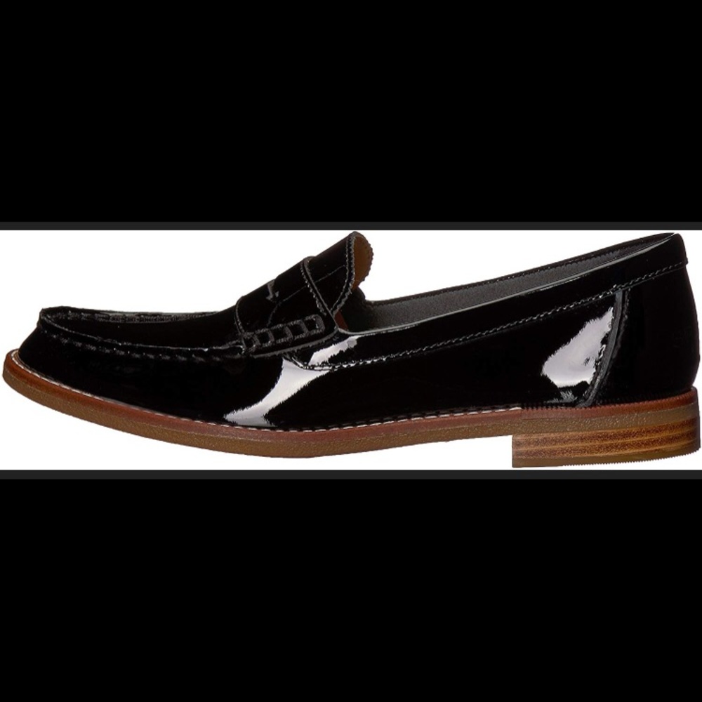 Sperry seaport black patent leather pennyloafer